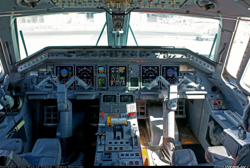 Эмбраер ERJ 145