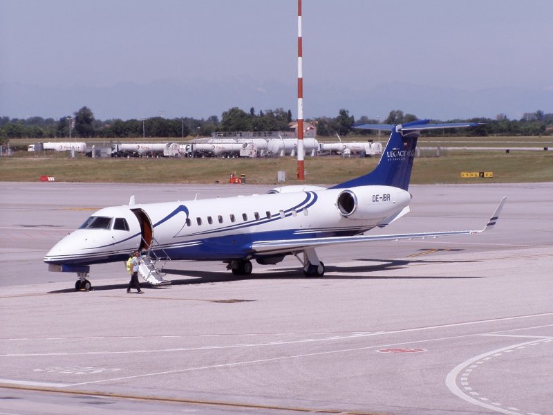 Embraer rj135