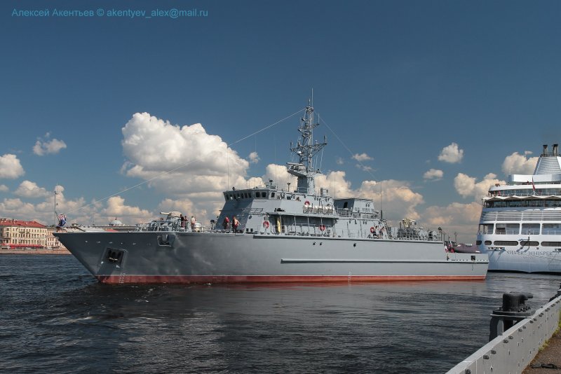 Тральщик Александр Обухов проекта 12700
