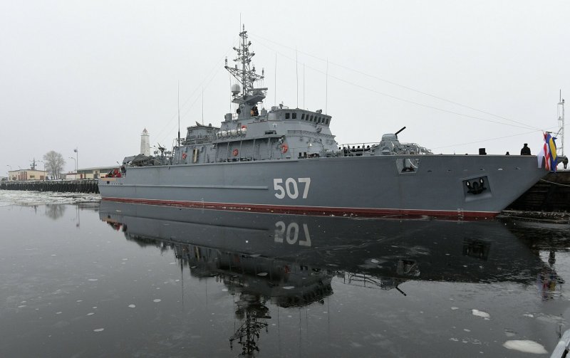 Тральщик александрит проекта 12700