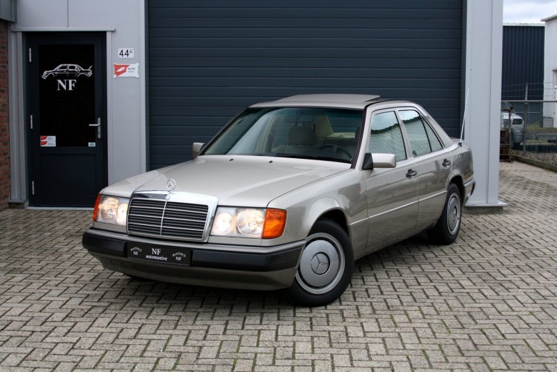 Mercedes Benz w124 e230