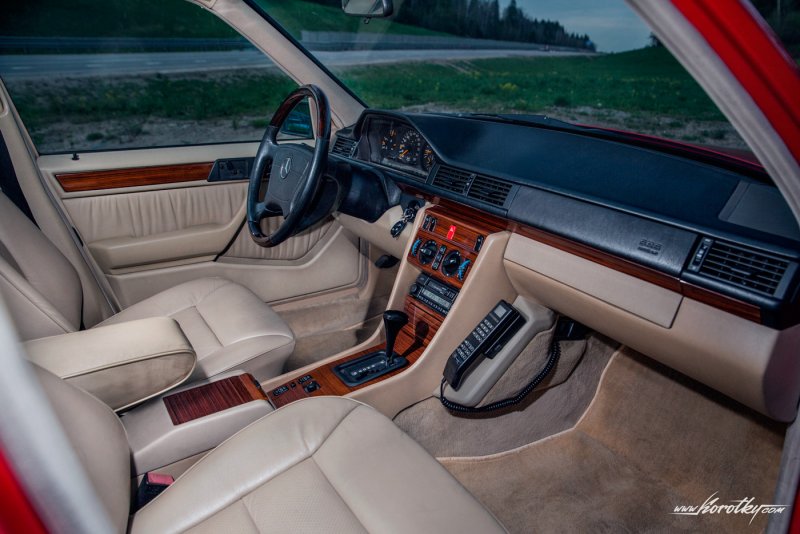 Mercedes w124 AMG салон