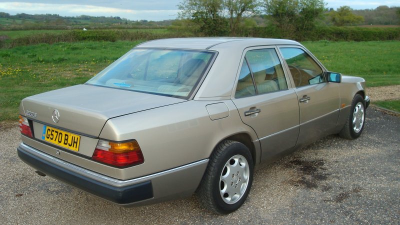 Mercedes w124 300e автомат