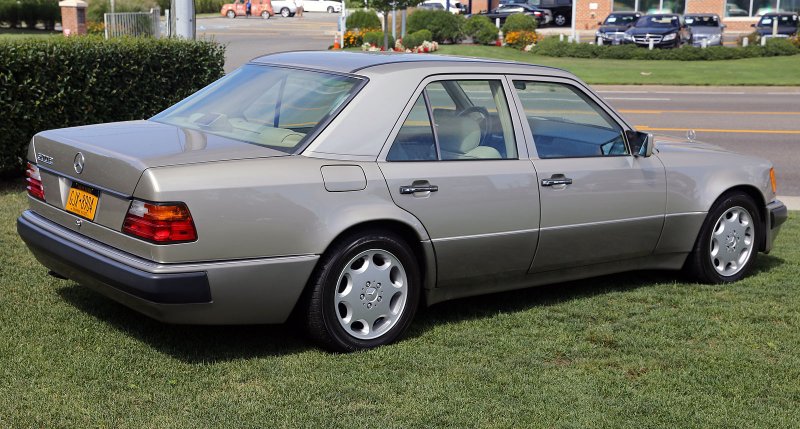 Mercedes Benz w124 e230