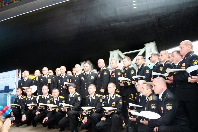 Подводная лодка Новороссийск экипаж
