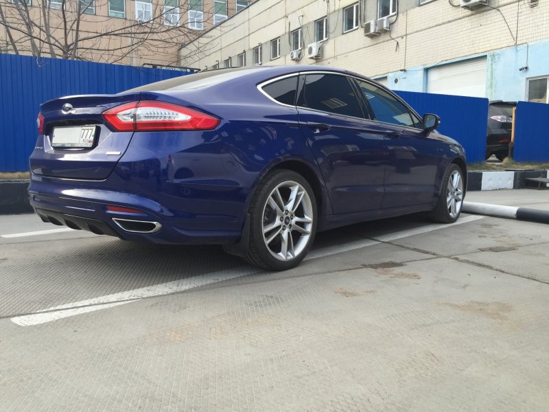 Ford Mondeo 2017 r18