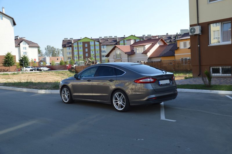 Ford Mondeo 5 r18