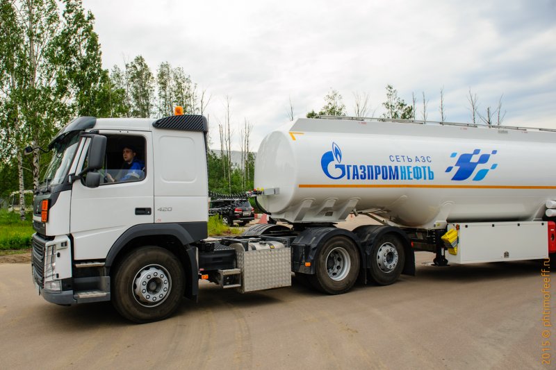 Volvo американский бензовоз