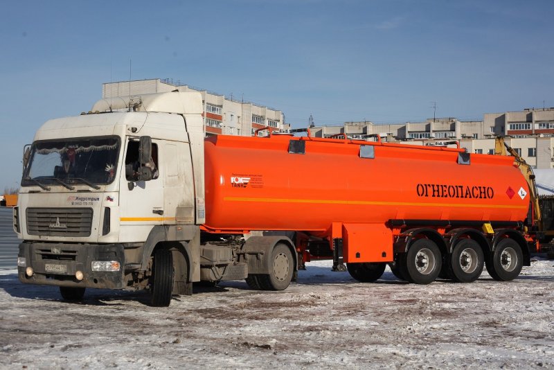 DAF XF 106 бензовоз