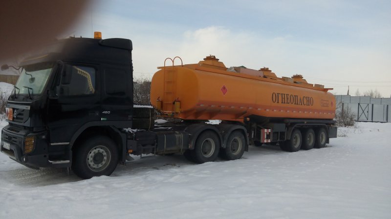 Volvo бензовозы 16