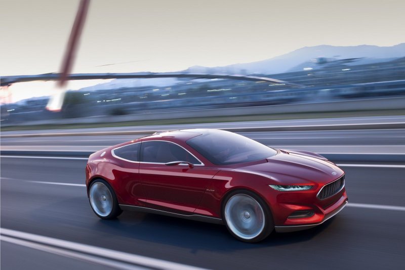 Ford кроссовер Edge 2014