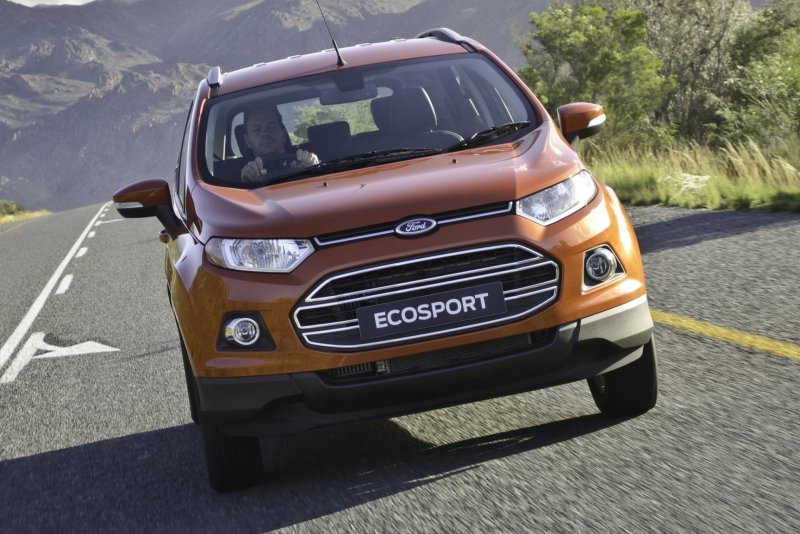 Ford Escape Hybrid 2015