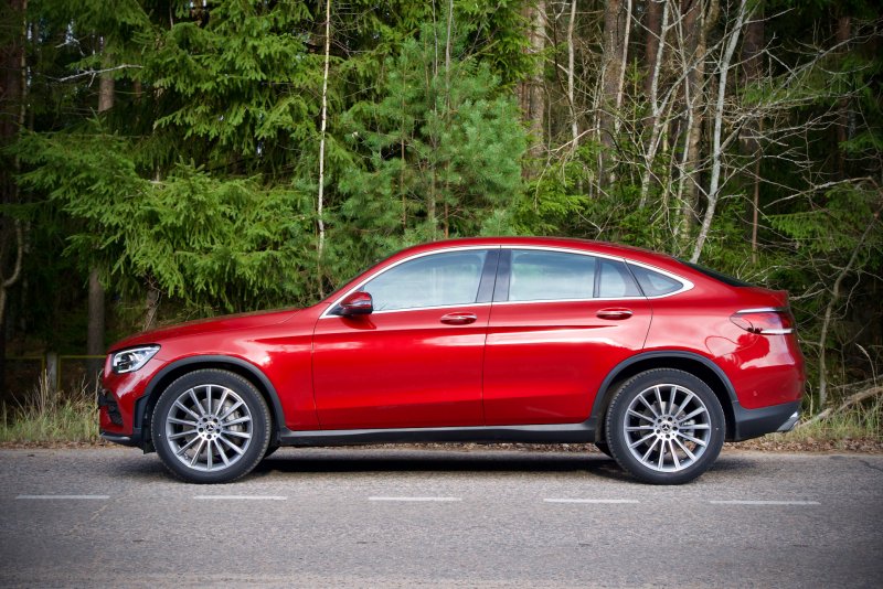 Мерседес GLC 300d купе