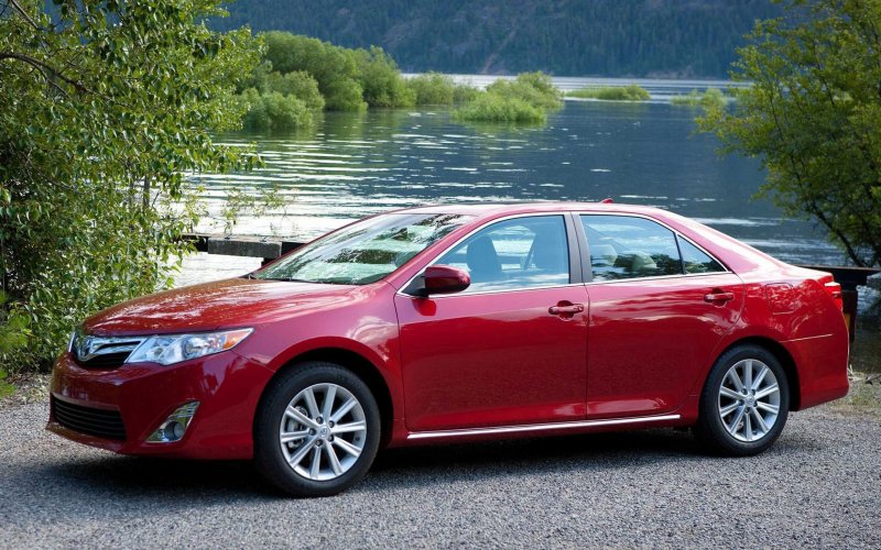Toyota Camry XLE 50