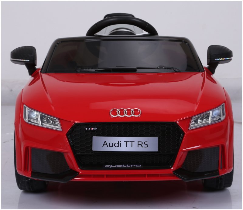 RIVERTOYS автомобиль Audi q5