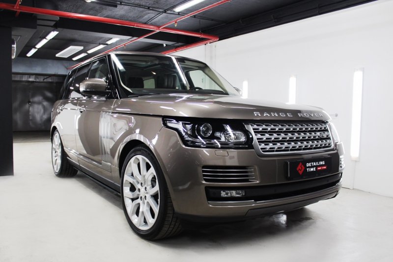 Range Rover Evoque 2020 красный