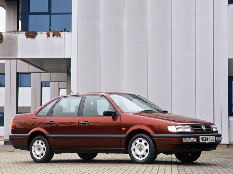 Volkswagen Passat b4 седан