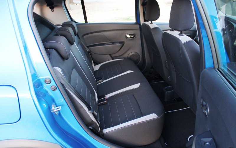 Renault Sandero Stepway задний салон
