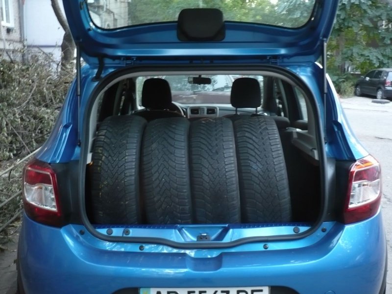 Renault Sandero Stepway 2013 багажник