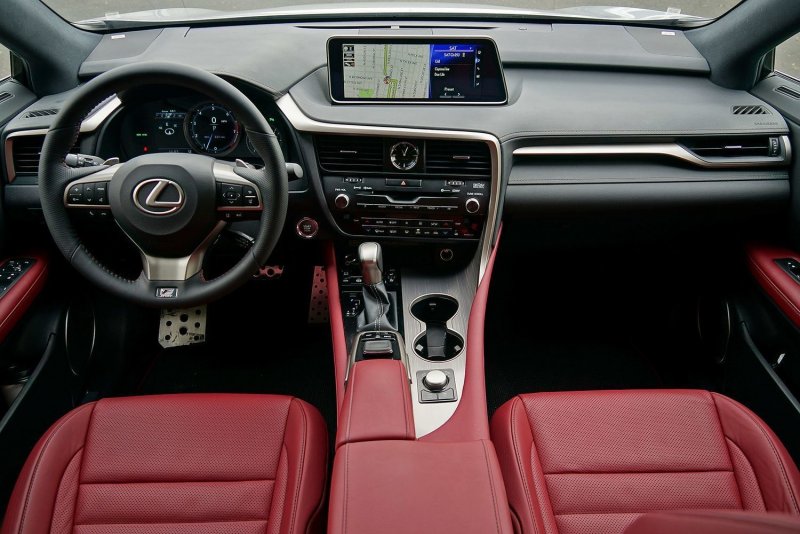 Lexus RX 2017 салон