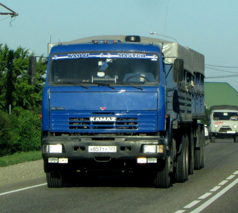 КАМАЗ 857