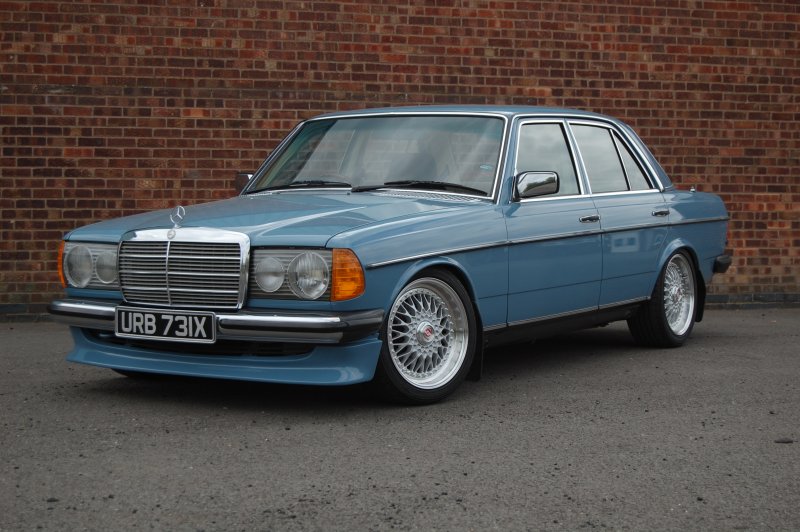 Мерседес Бенц w123