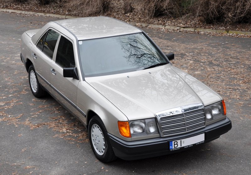 Мерседес w124 1988
