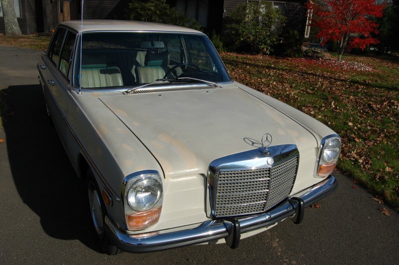 Мерседес 220д 1972