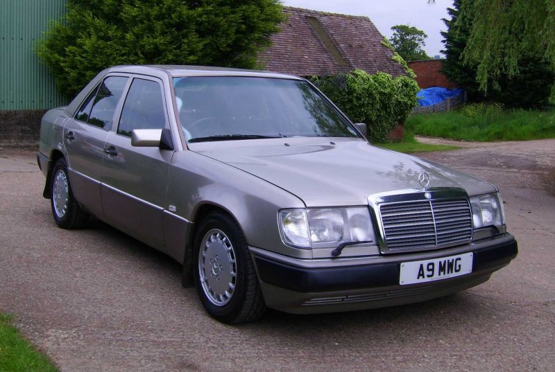 Mercedes-Benz w124 200