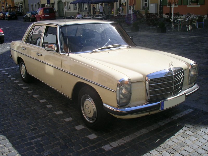 Мерседес Бенц w115