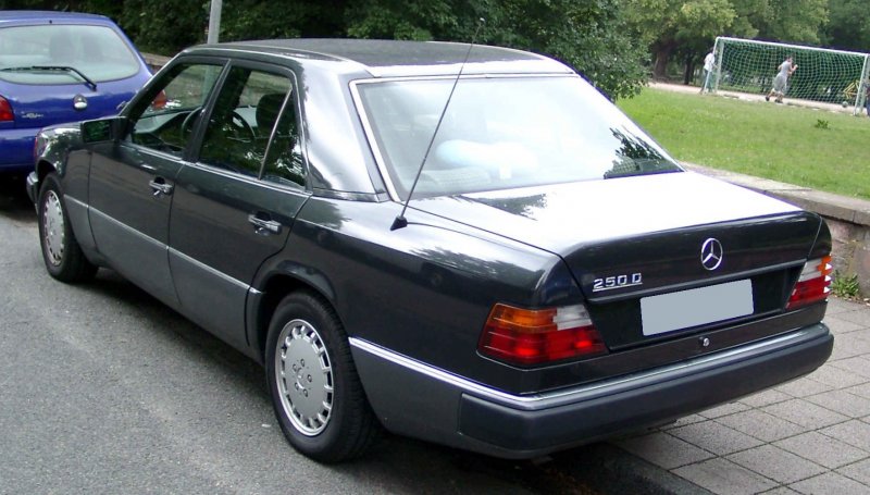Mercedes w124 e200