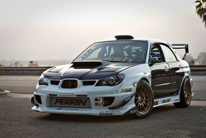 Субару Импреза WRX STI 1