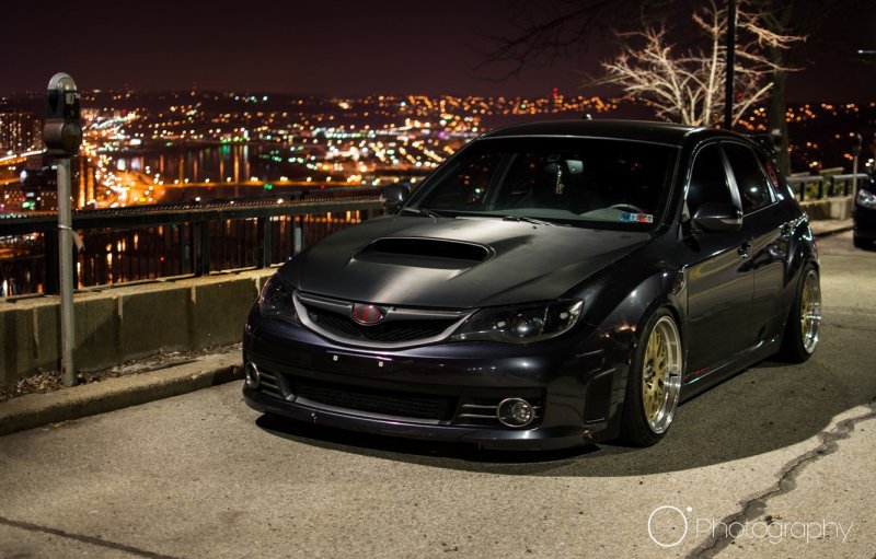 Субару Импреза WRX STI