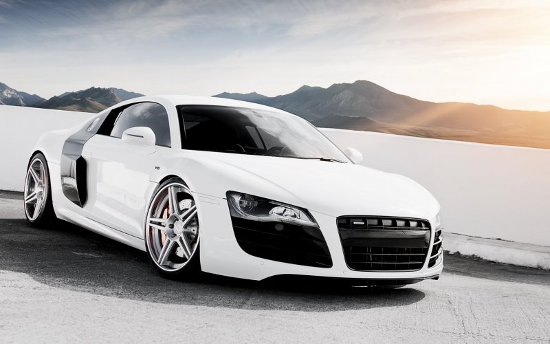 Белые Ауди rs8
