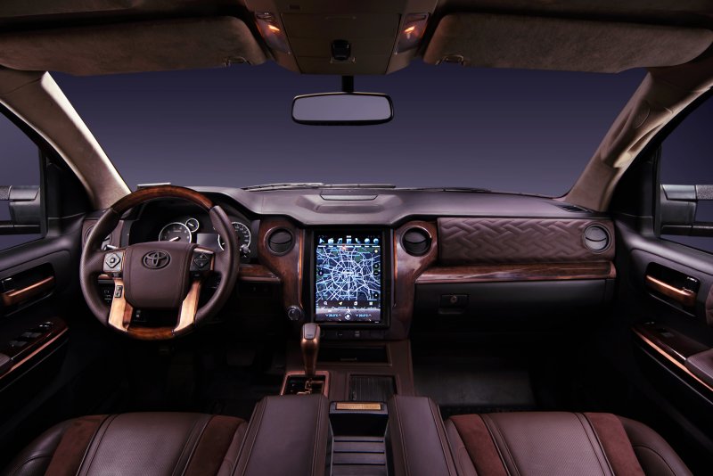Toyota Tundra 2018 салон