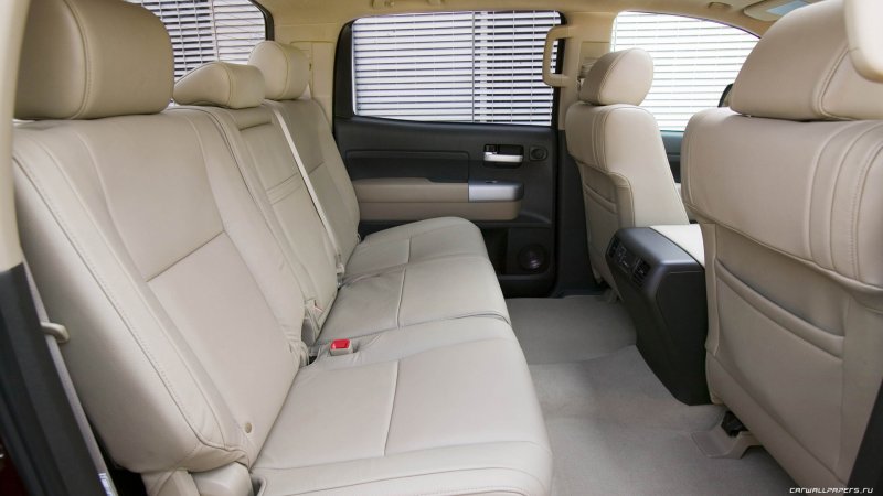 Toyota Tundra 2008 салон