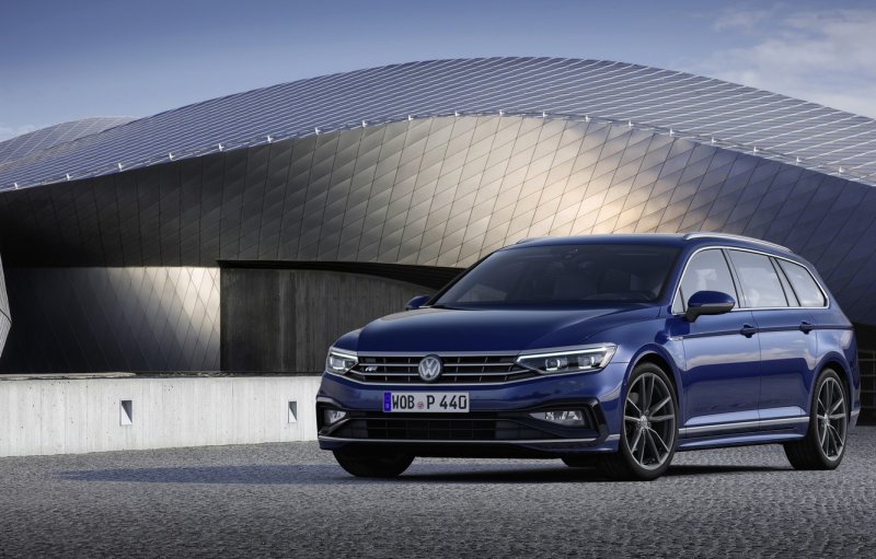 Volkswagen Passat r line 2020