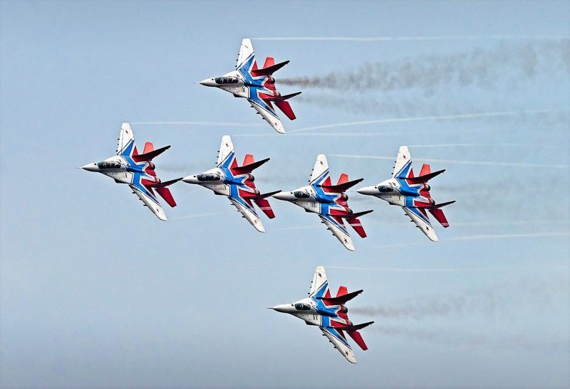 Су 27 стенды