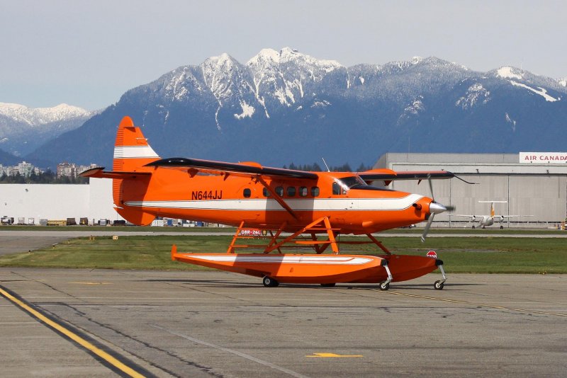 Самолет DHC 5 Buffalo