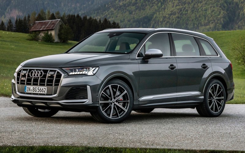 Audi q8 Black