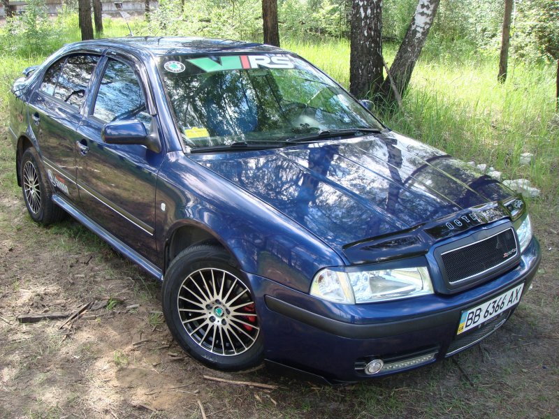 Шкода Октавия 2002 года