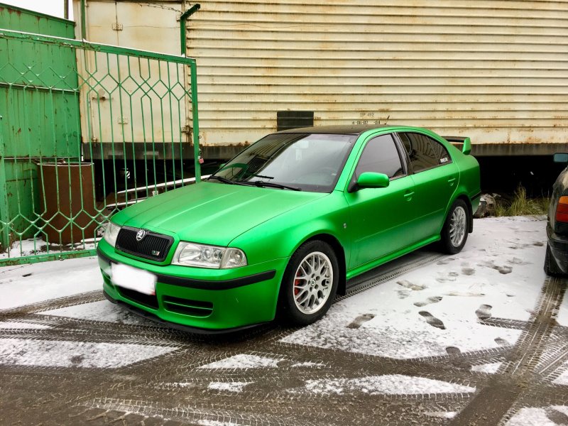 Машины Skoda Octavia 1995