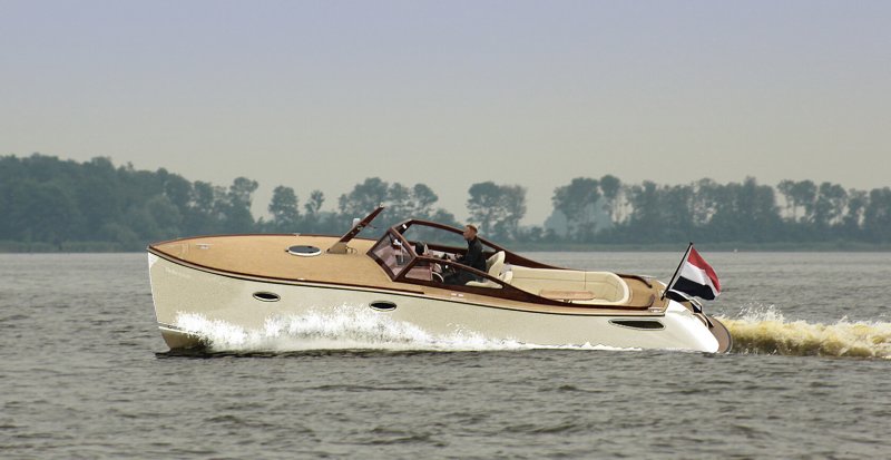Rapsody Yachts r32
