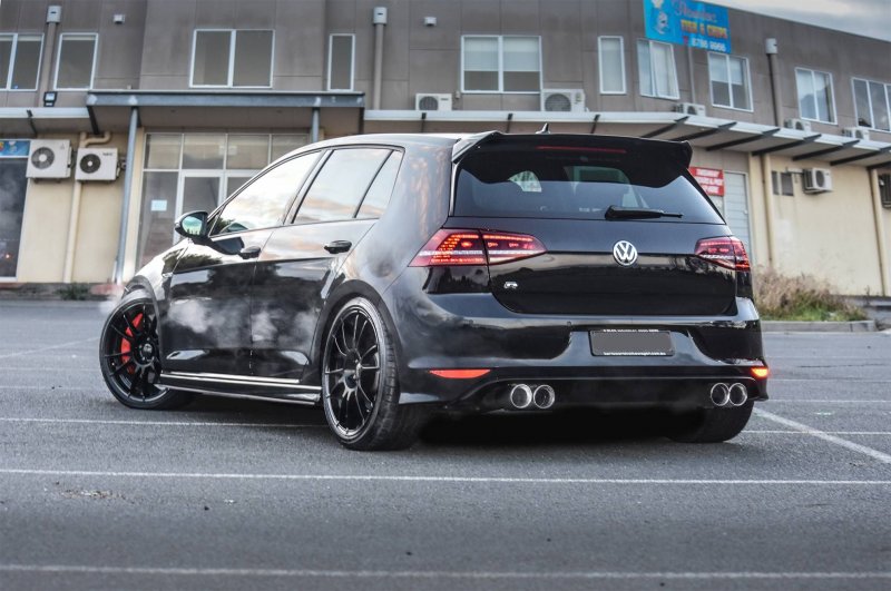 Volkswagen Golf r 2014 фонари