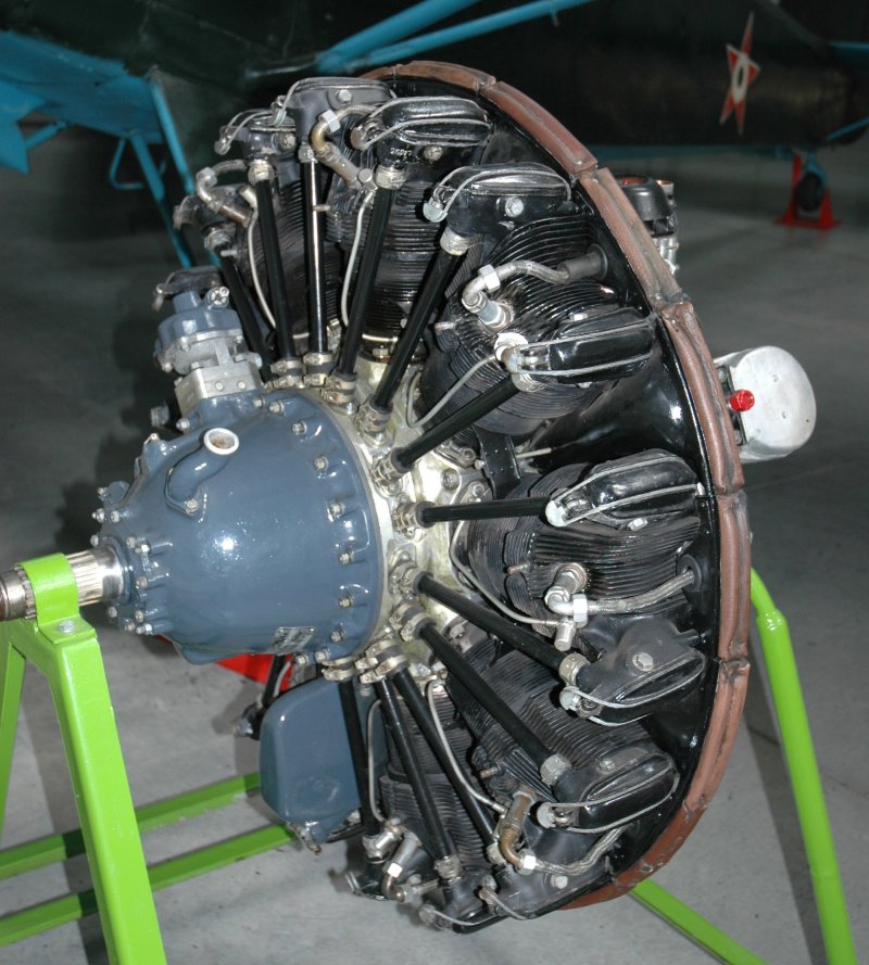 Авиадвигатель АИ 14м