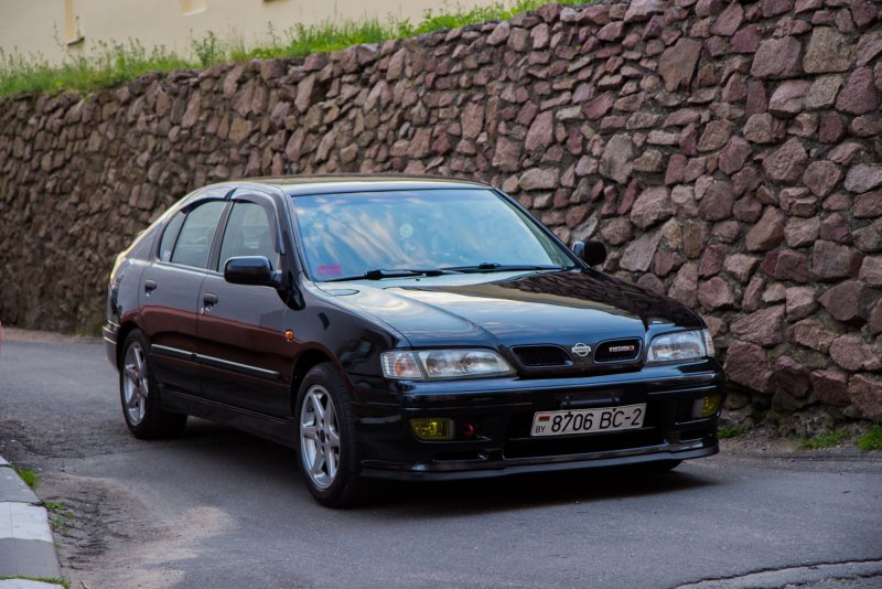 Nissan primera p11 хэтчбек