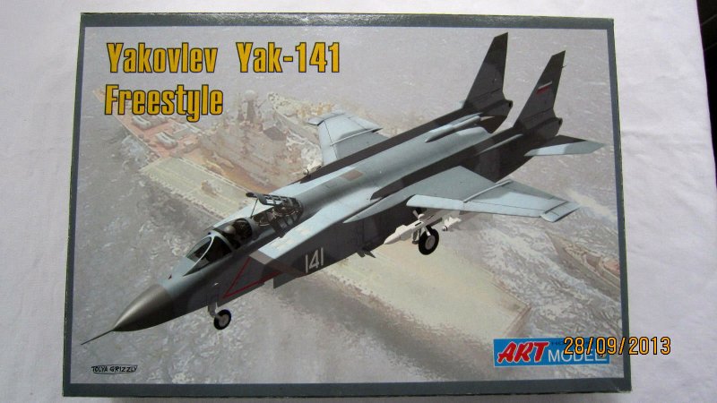 Як 141
