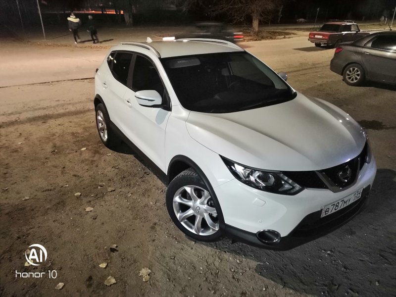 Nissan Qashqai 2021 белый перламутр
