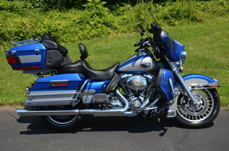 Harley Davidson Electra Glide CVO 2021