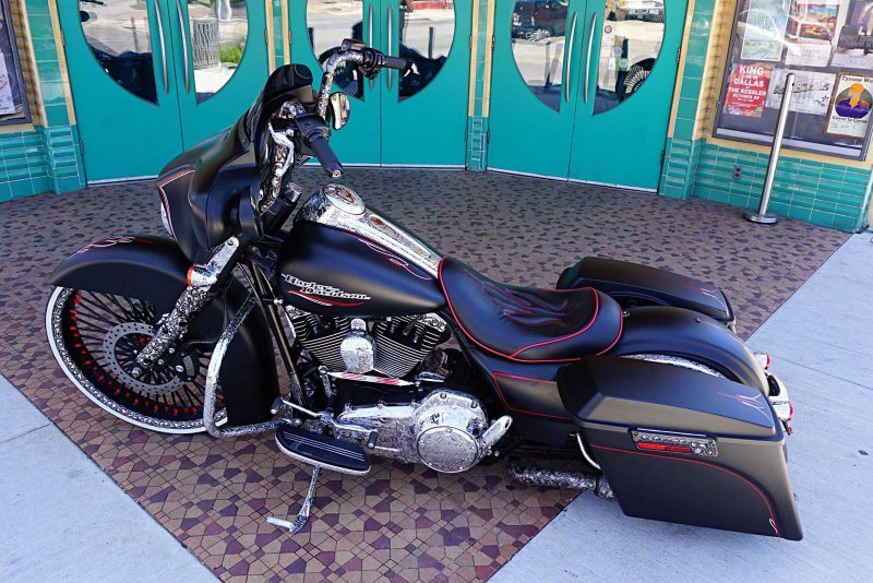 Сидение для Harley Davidson Street Glide